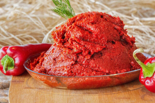 Ev Yapımı Tatlı Biber Salçası Gaziantep – 650 Gr