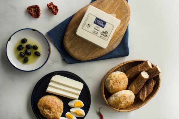 İzmir Tulum Peyniri İnek – 350 Gr